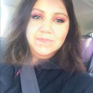 Meet your Posher, Vicky